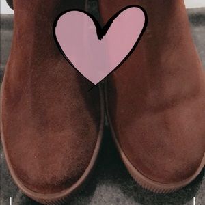 Pedro García 
LUG SOLE MIDI